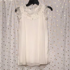 👗Beautiful white dress👗